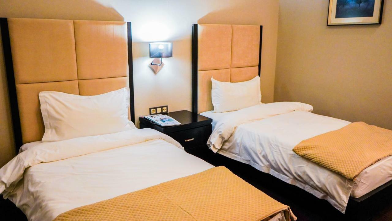 Jelsominohotel أستانا المظهر الخارجي الصورة
