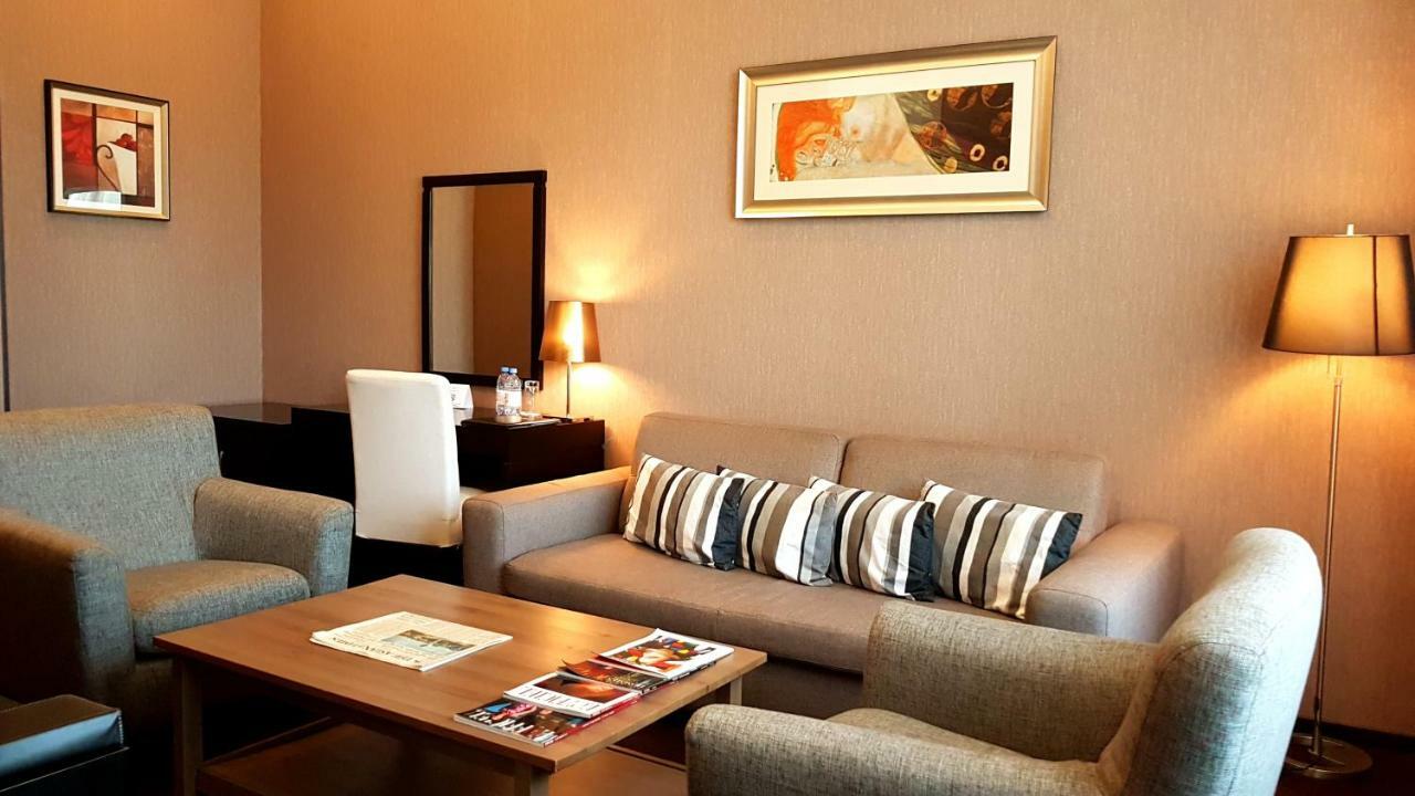 Jelsominohotel أستانا المظهر الخارجي الصورة